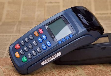 合利宝pos机刷卡不到账怎么办？